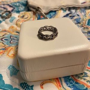 Pandora Ring